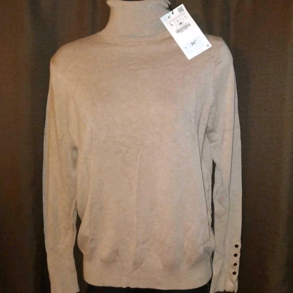 BNWT  ZARA Cashmere Turtleneck.